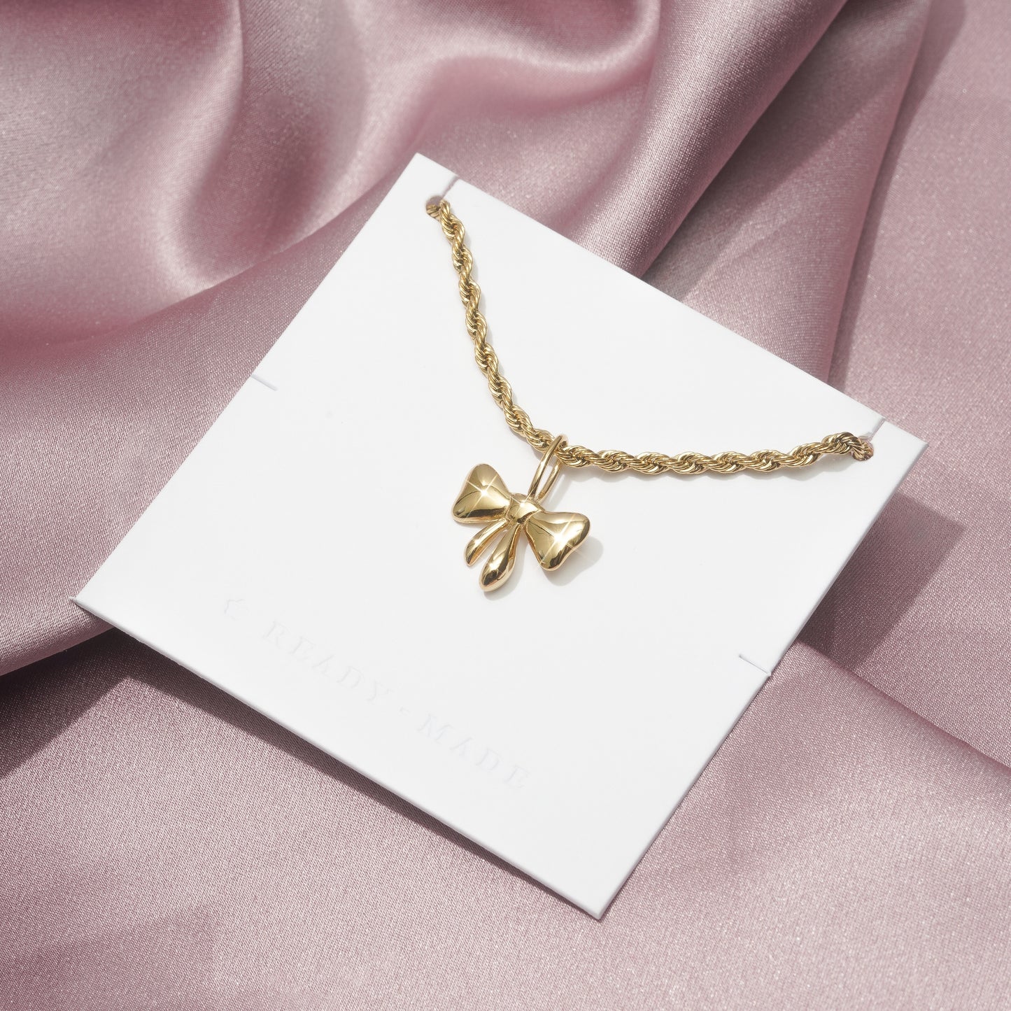 Coquette Puffy Pendant - (Single)