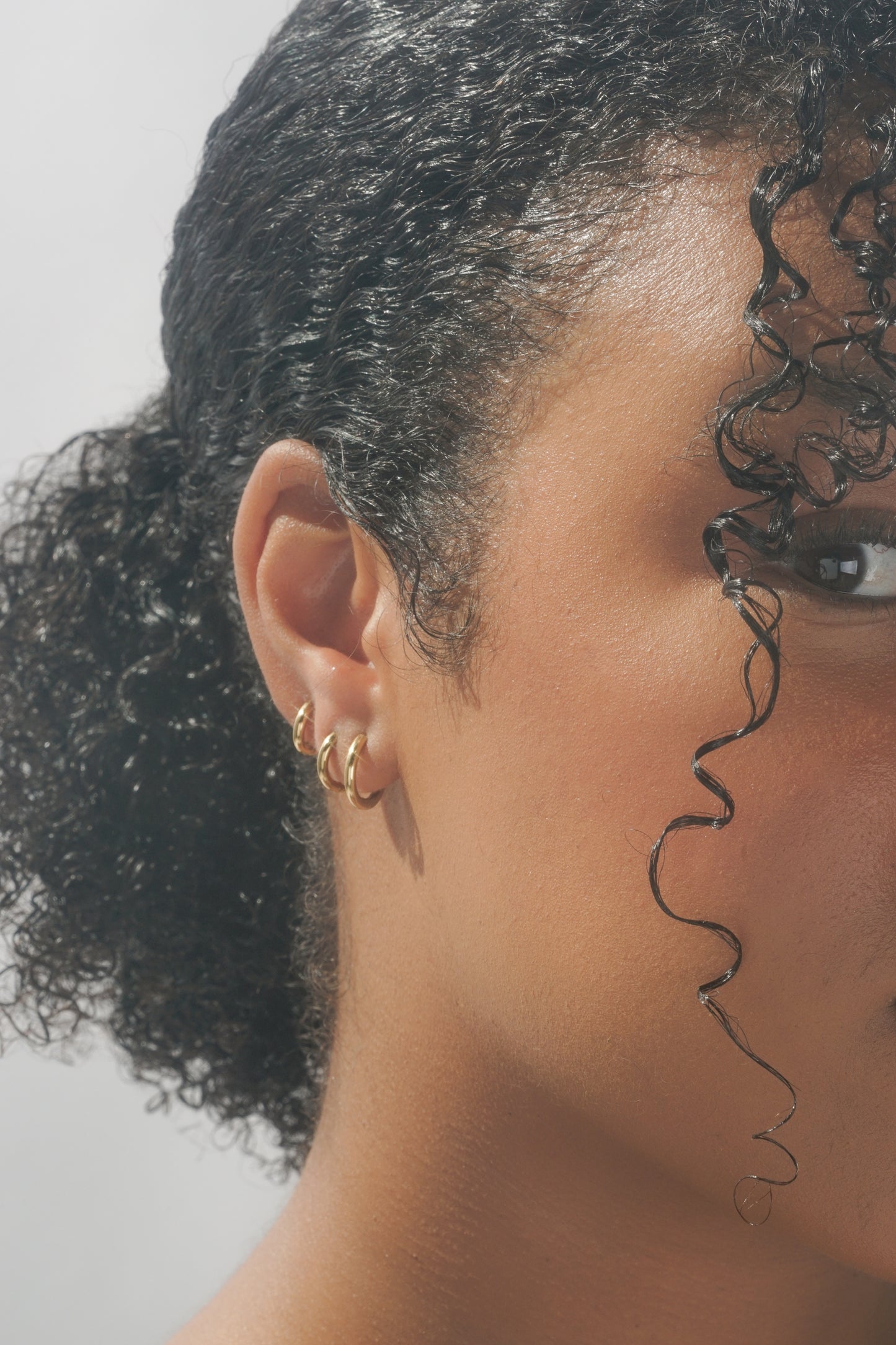 2.0mm Infinity Hoops (Pair)